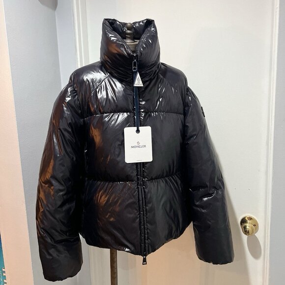 MONCLER Breteuil Giubbotto Cropped Black Puffer Down Jacket Wms Size 4/ L $1690+ - Picture 3 of 14